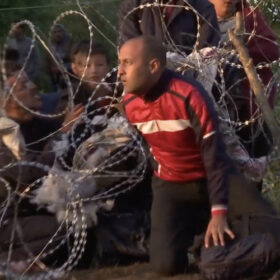Hungary – Refugees Crossing the Country’s Infamous Razor Wire Border Fence<span></span>